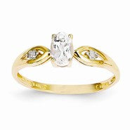 14k Yellow Gold Diamond & White Topaz Ring