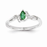 14k White Gold Diamond & Emerald Ring