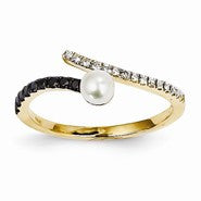 14k Yellow Gold Black and White Diamond and Fresh Water Pearl Ring