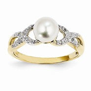14k Yellow Gold Diamond and Freshwater Cultured Pearl Ring